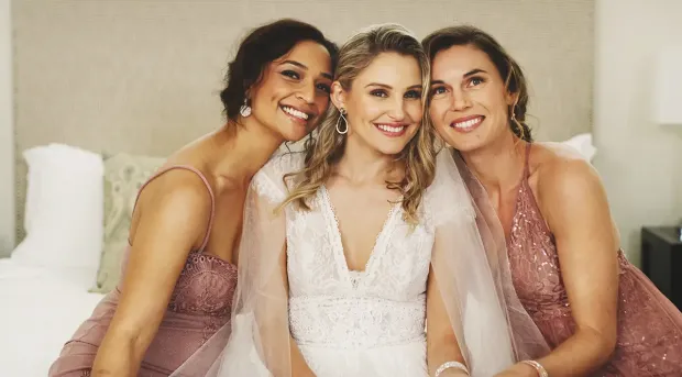 Met deze tips wordt je het beste bruidsmeisje ever