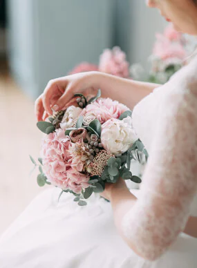 Bloemen voor je bruidsboeket kiezen & de tradities