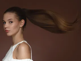 Bruidskapsel met een staart? Heerlijk voor een zomerse dag!