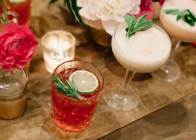 Mocktailbar op je bruiloft: feestelijk én verantwoord!