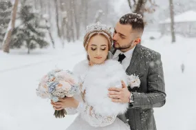 Trouwen in de winter: 10 budgettips voor een sfeervolle winterbruiloft