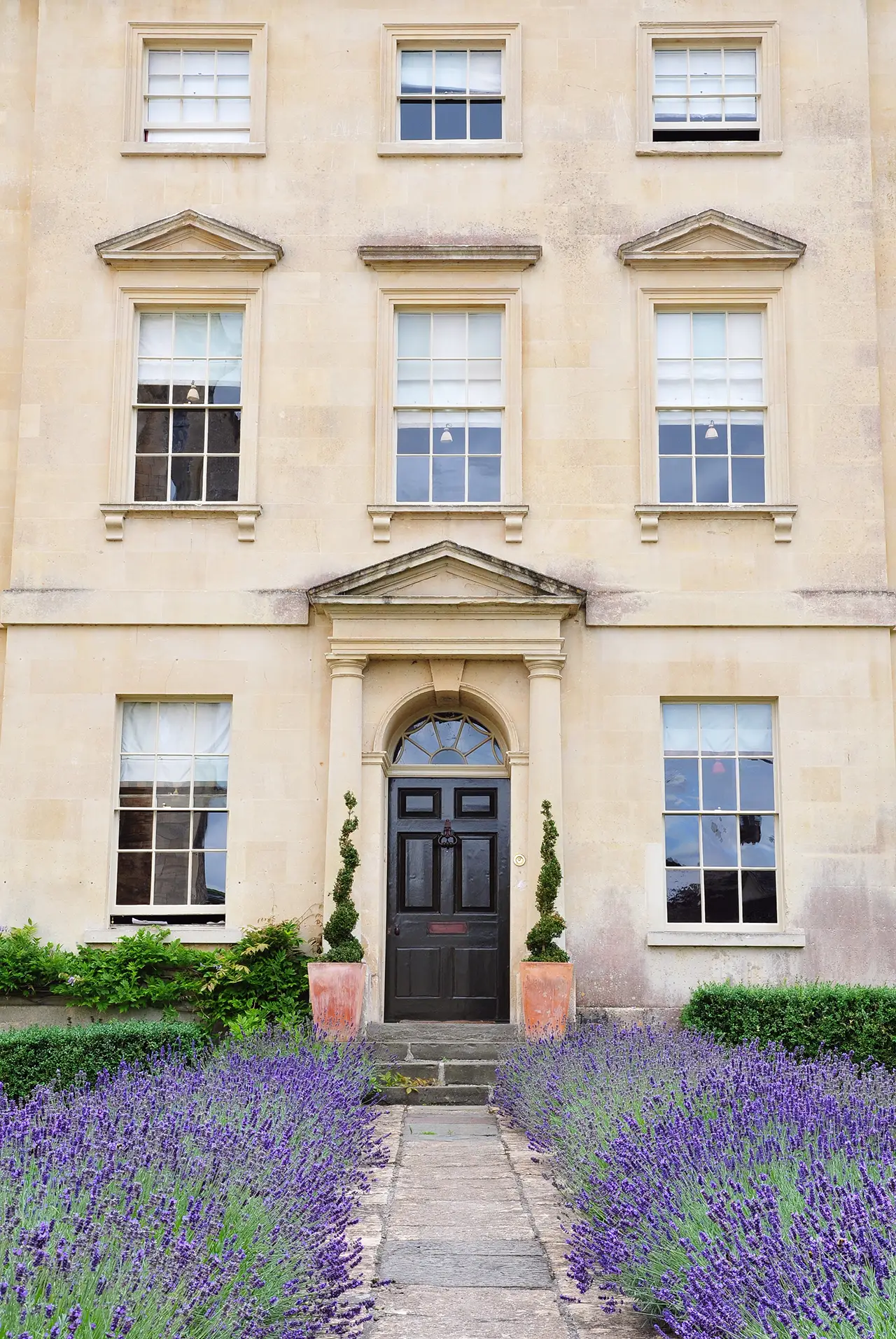 bridgerton trouwlocatie kasteel