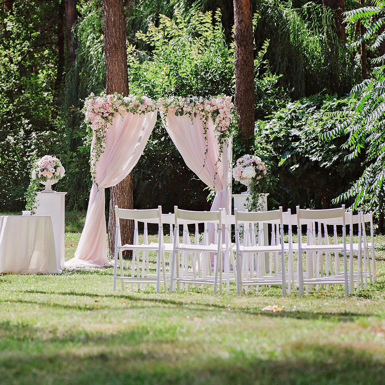 decoratie ceremonie locatie bloemen