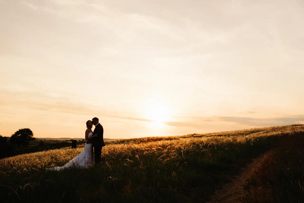 Golden hour fotografie in een veld