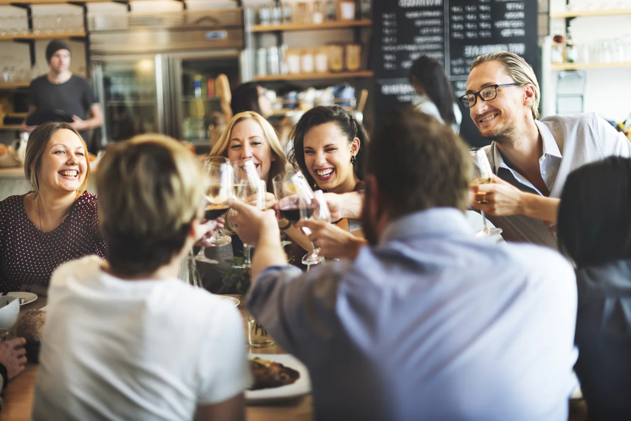 Hoe snel na je verloving plan je het verlovingsfeest? feest